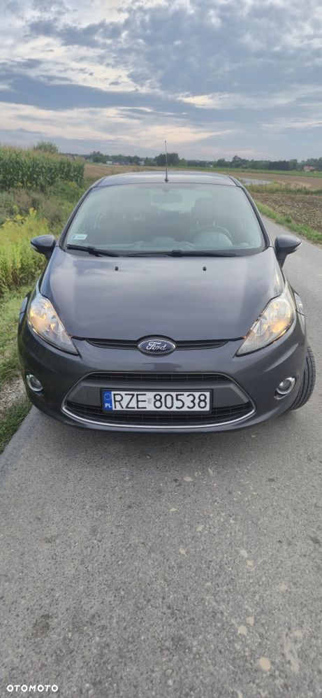 Ford Fiesta - 6