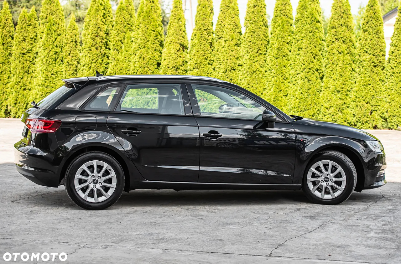 Audi A3 1.4 TFSI Ambiente - 14