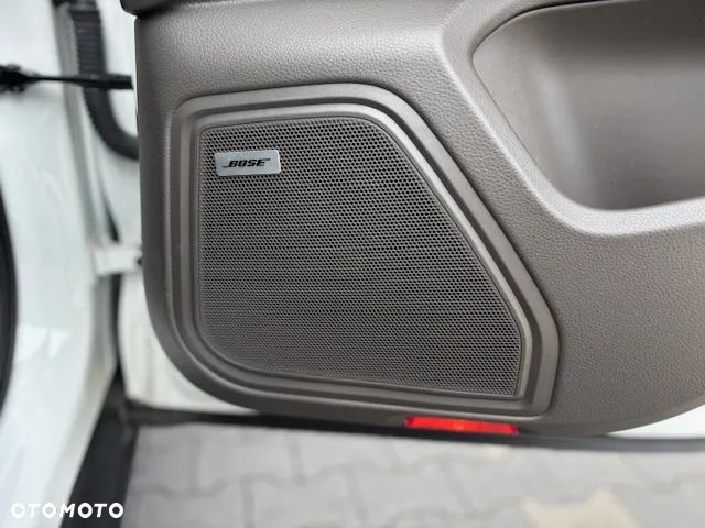 Porsche Macan - 16