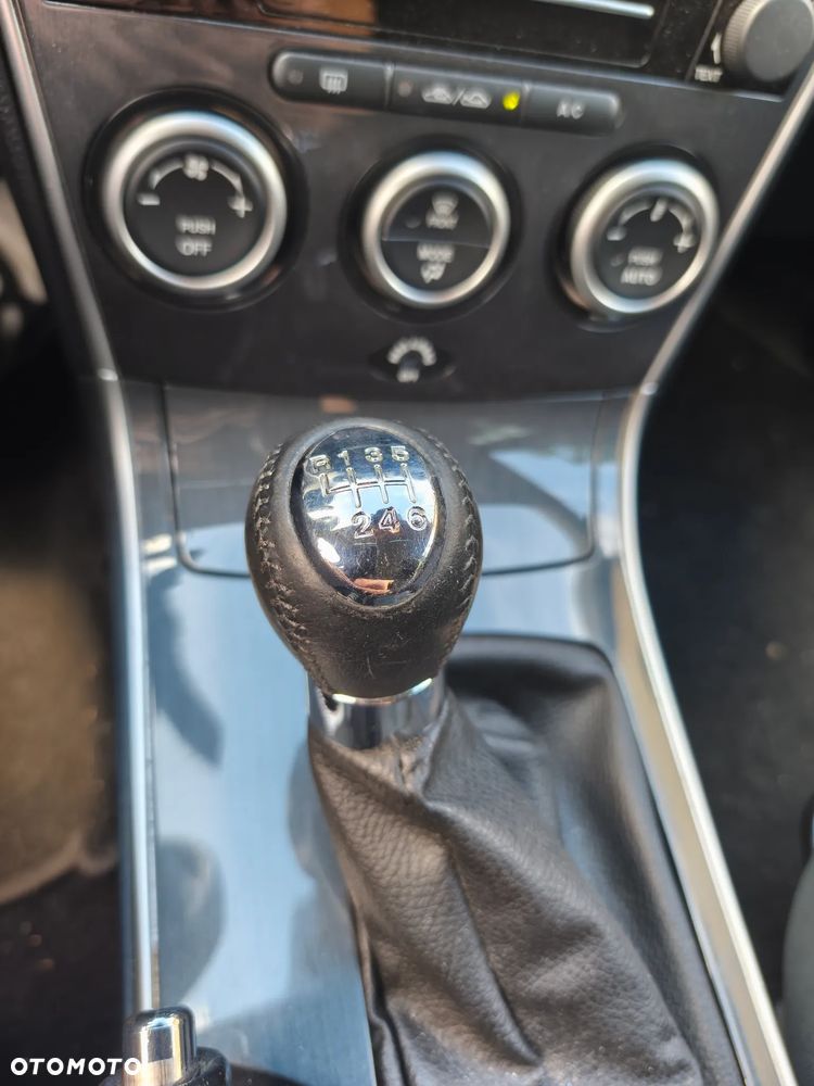 Mazda 6 2.3 Active + - 14
