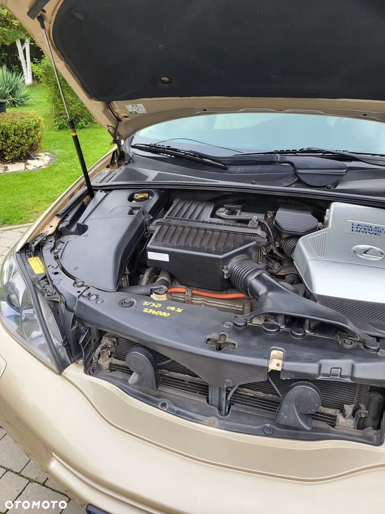 Lexus RX - 22