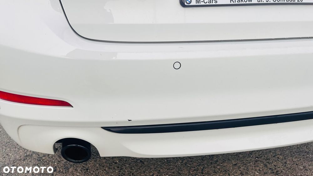 BMW Seria 5 518d - 16