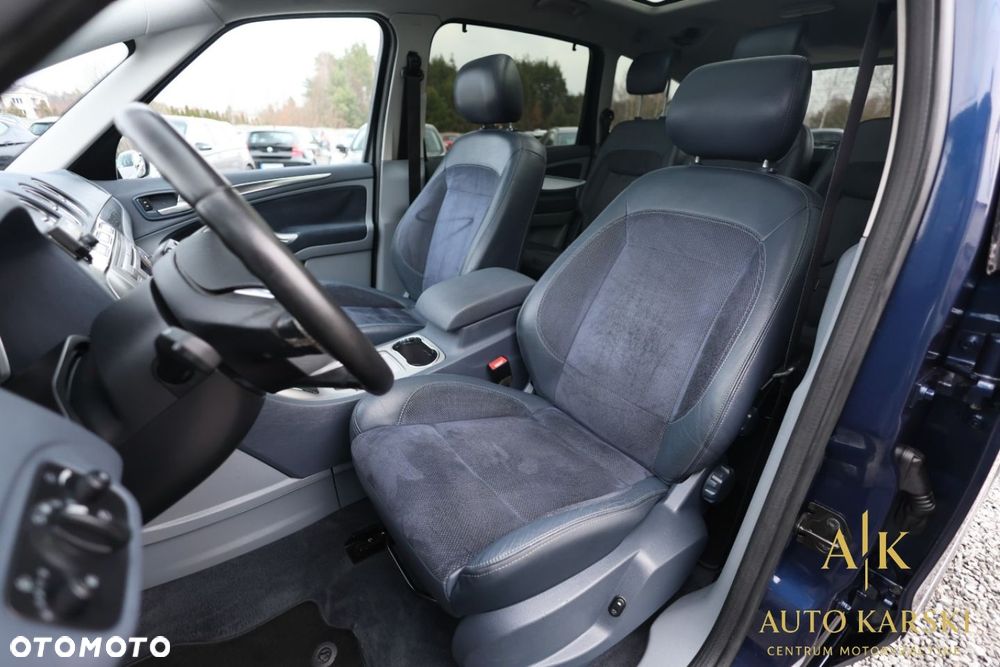 Ford S-Max - 29