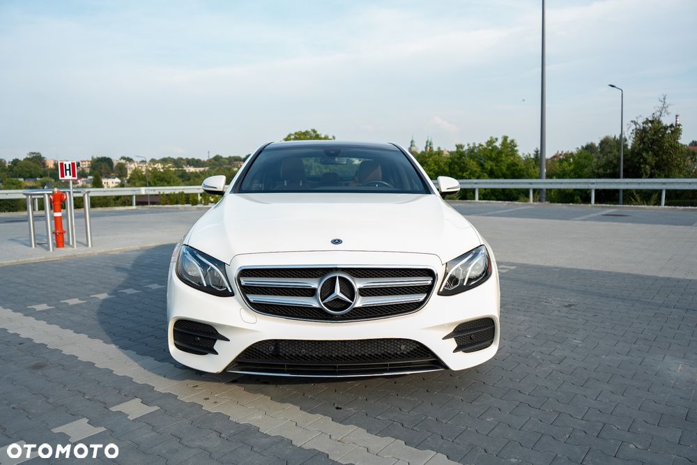 Mercedes-Benz Klasa E - 14