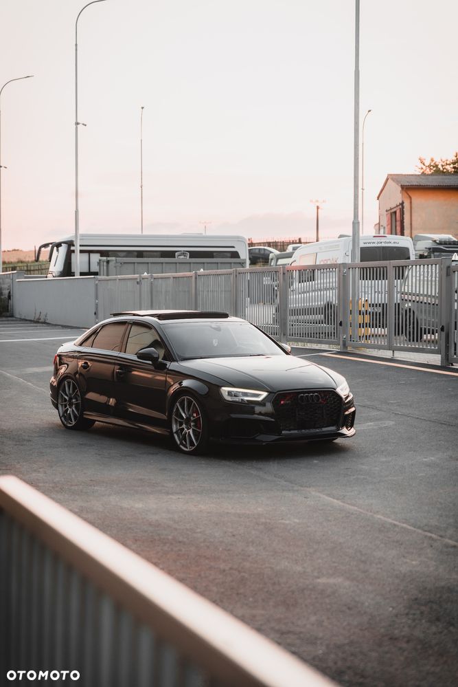 Audi RS3 Limousine TFSI quattro S tronic - 19