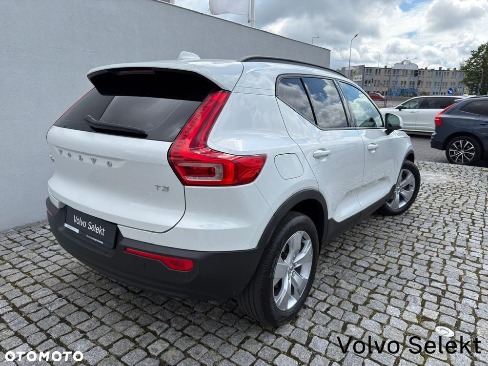 Volvo XC 40 - 35