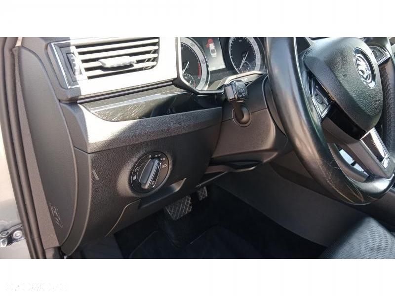 Skoda Superb - 34