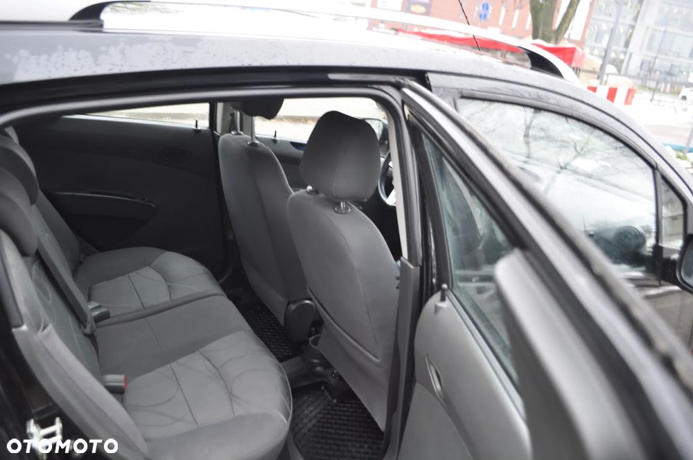 Chevrolet Spark - 12