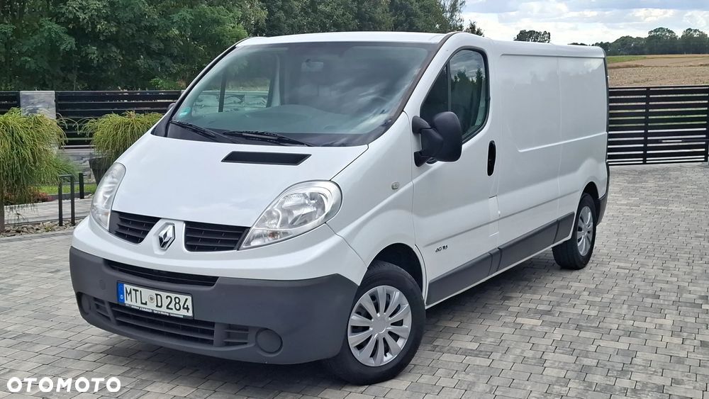 Renault Trafic - 2