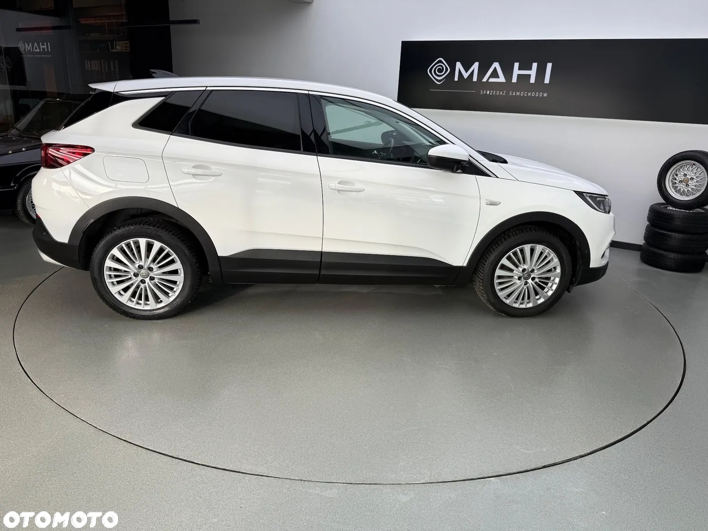 Opel Grandland X 1.2 T Innovation S&S - 12
