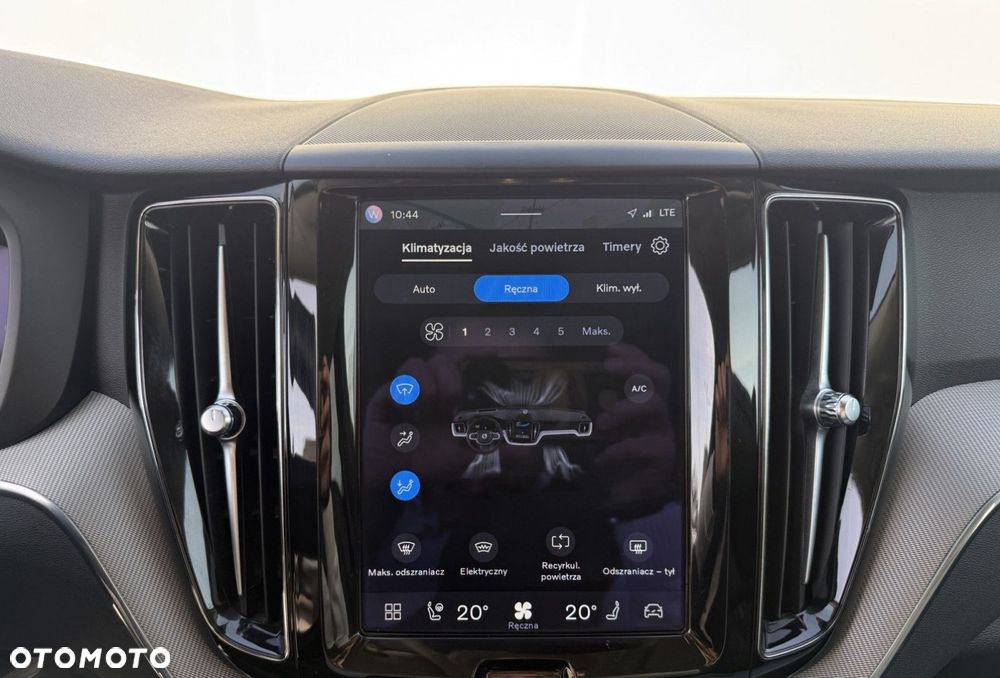 Volvo XC 60 - 21