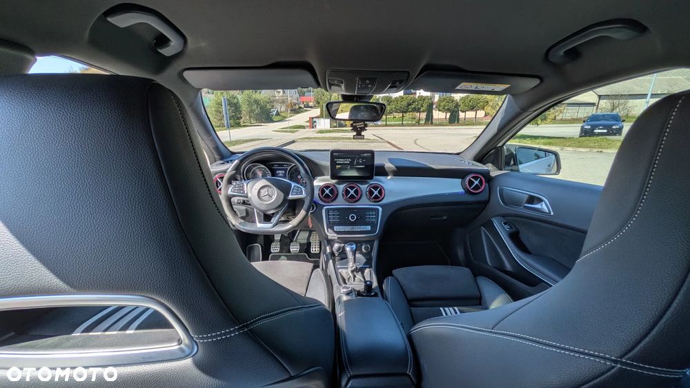 Mercedes-Benz Klasa A 180 AMG Line - 26