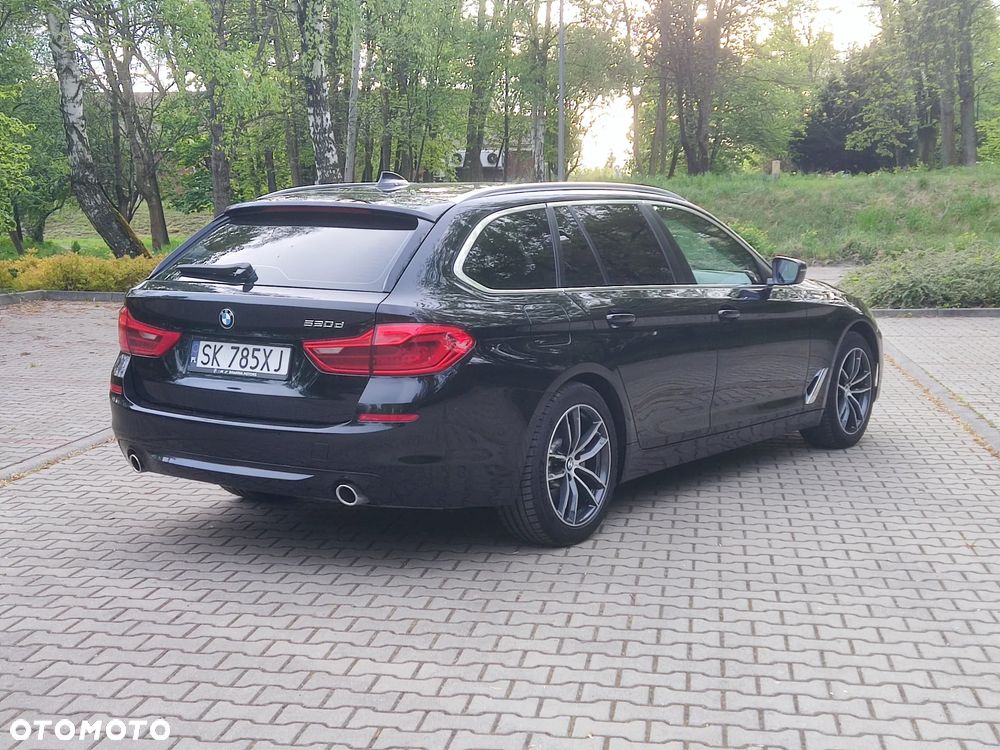 BMW Seria 5 520d - 5