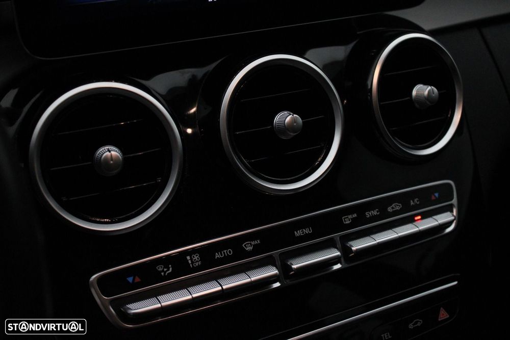 Mercedes-Benz C 200 - 25