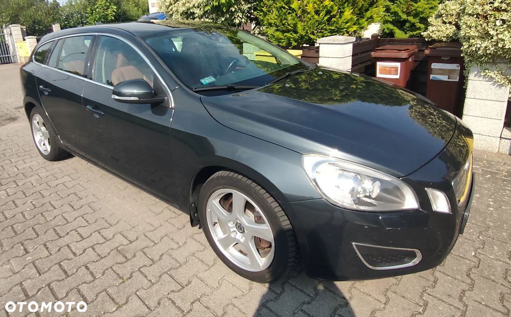 Volvo V60 2011 photo 3