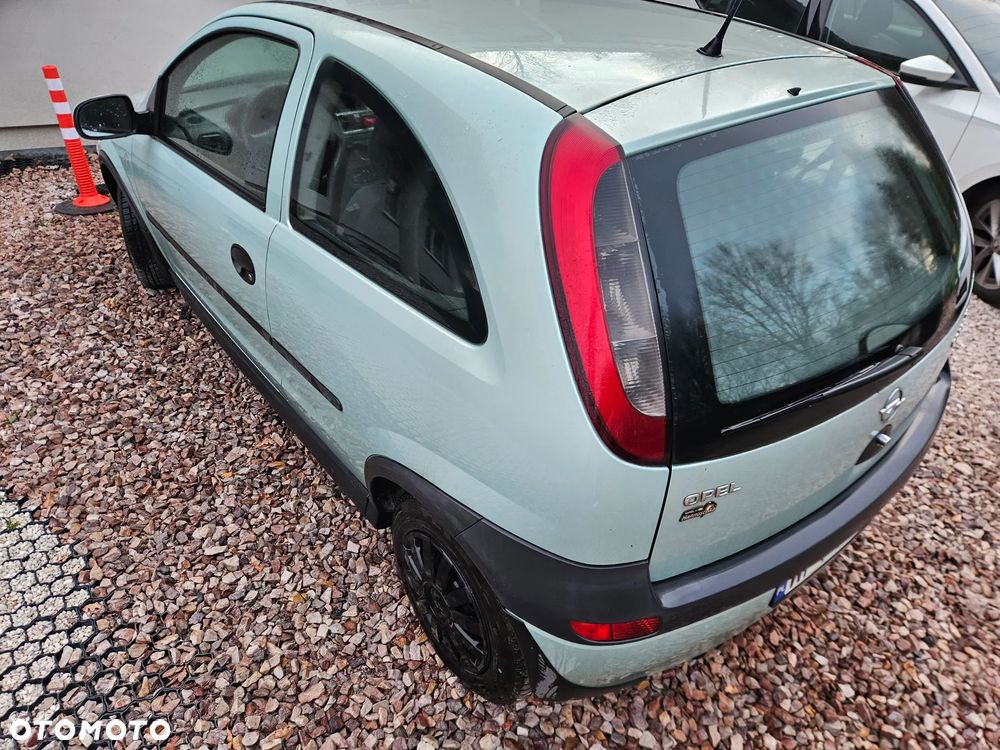 Opel Corsa 1.2 16V Comfort Easytronic - 4