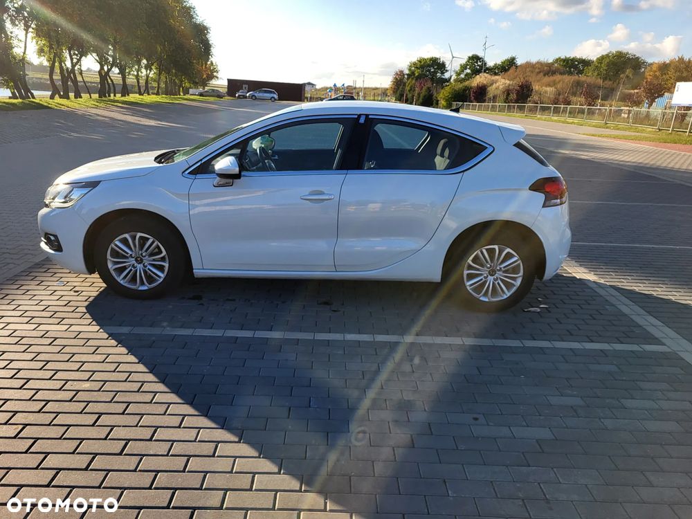 DS Automobiles DS 4 - 10
