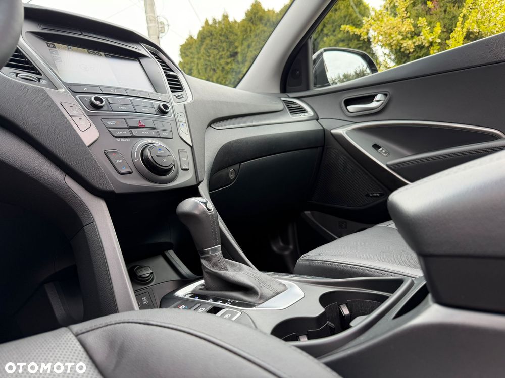 Hyundai Santa Fe Grand 2.2 CRDI 4WD Automatik Premium - 20