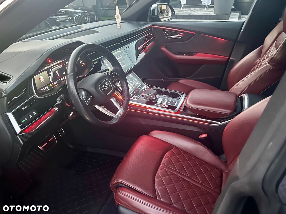 Audi SQ8 - 40