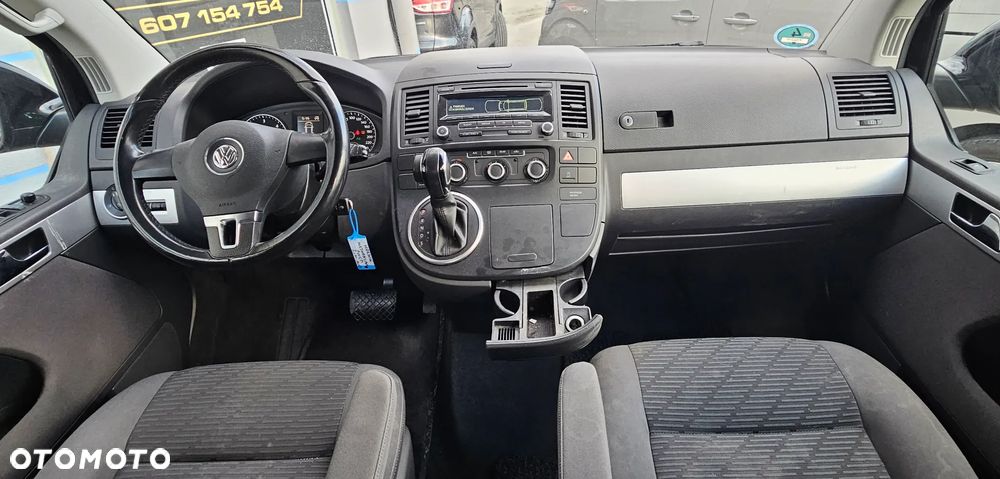 Volkswagen Multivan - 8