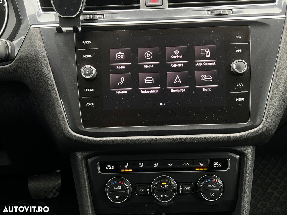 Volkswagen Tiguan 2.0 TDI SCR 4Motion DSG Highline - 18