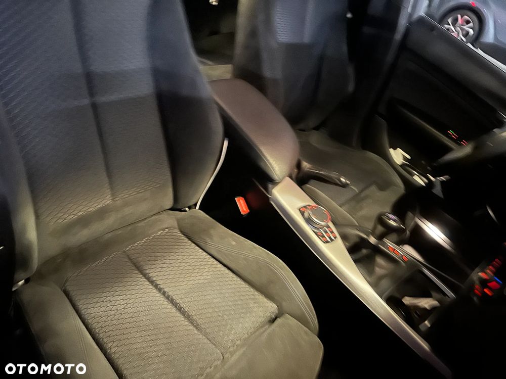 BMW Seria 1 120i M Sport Shadow - 16