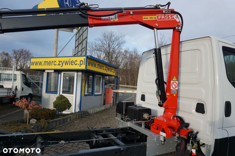 Iveco 35C16 HDS żuraw podwozie skrzynia wywrotka - 5