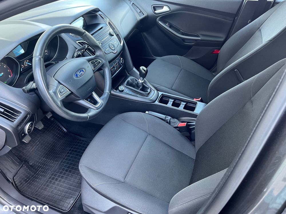 Ford Focus 1.0 EcoBoost Trend Sport - 18