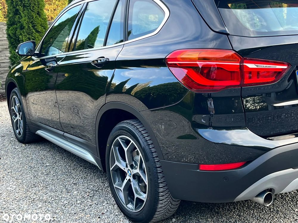 BMW X1 sDrive18d xLine - 19