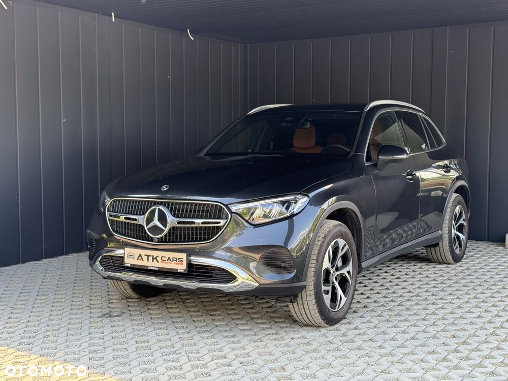 Mercedes-Benz GLC 300 de PHEV 4-Matic Avantgarde - 2