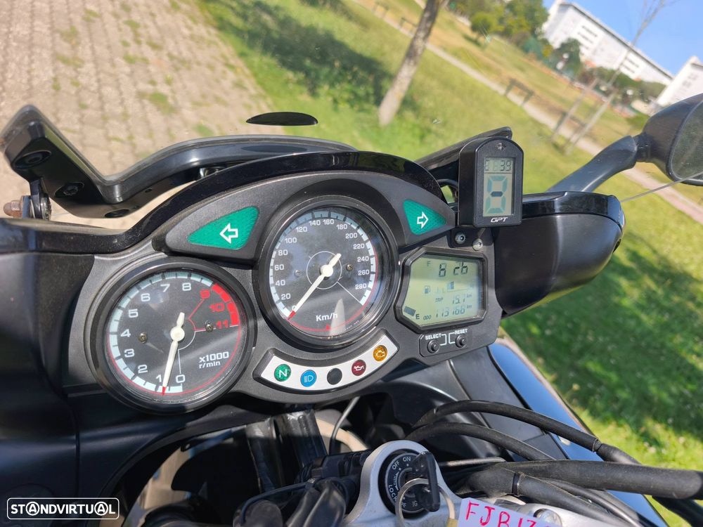 Yamaha FJR 1300 - 3
