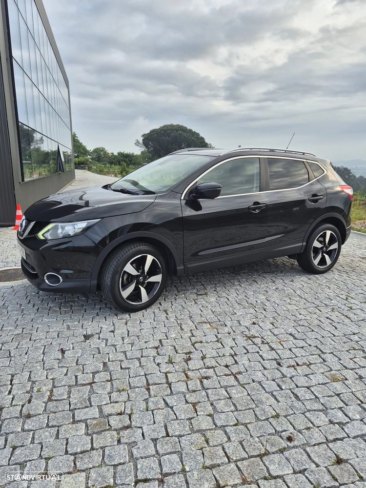 Nissan Qashqai 1.5 dCi N-Connecta - 1