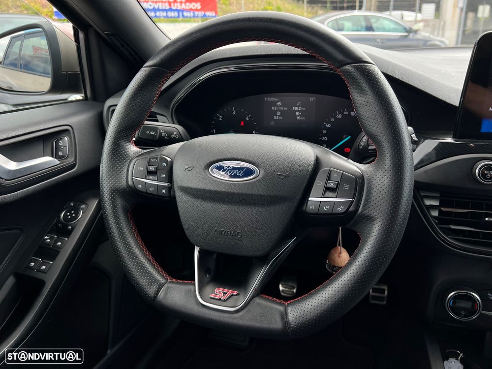 Ford Focus SW 1.5 TDCi EcoBlue ST-Line - 21