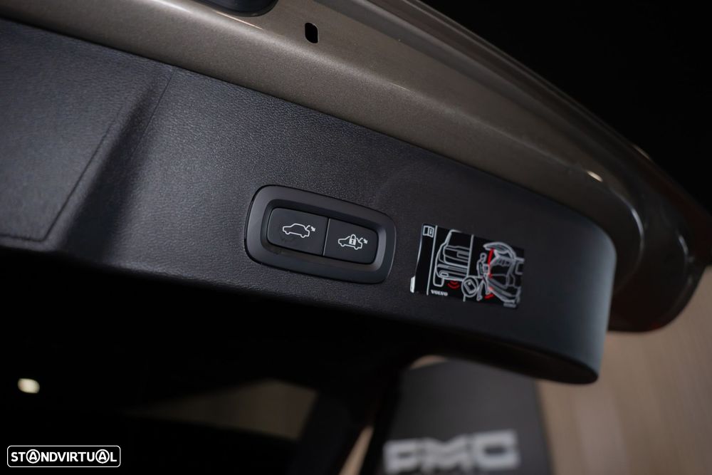 Volvo XC 40 1.5 T4 PHEV R-Design - 48