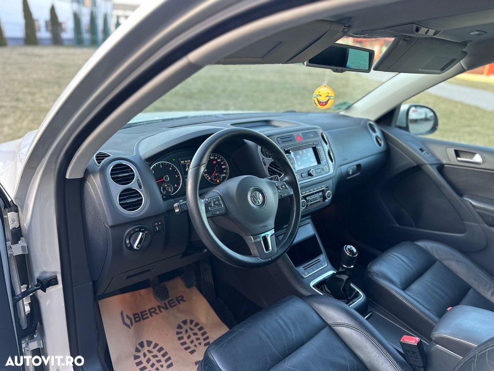 Volkswagen Tiguan - 9
