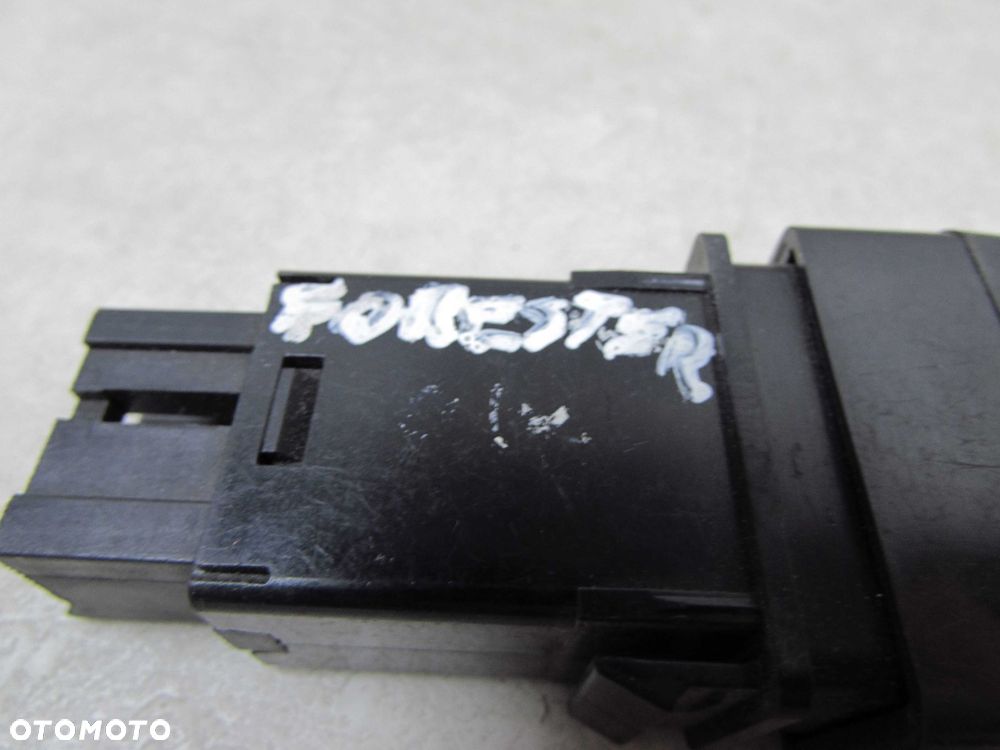 SUBARU FORESTER SF 97-02 PANEL PRZELACZNIK PODGRZEWANIA SZYBY - 5