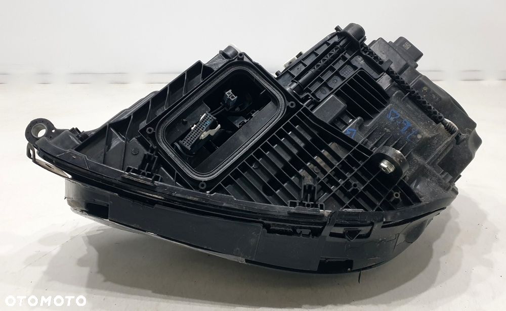 Mercedes GLE W167 Reflektor Prawy A1679068409 - 6
