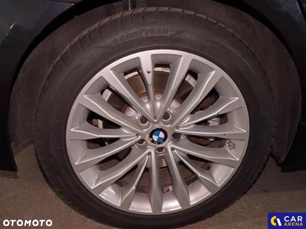 BMW Seria 5 - 16