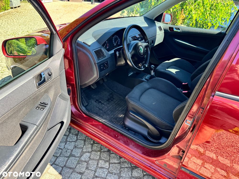 Skoda Fabia - 25