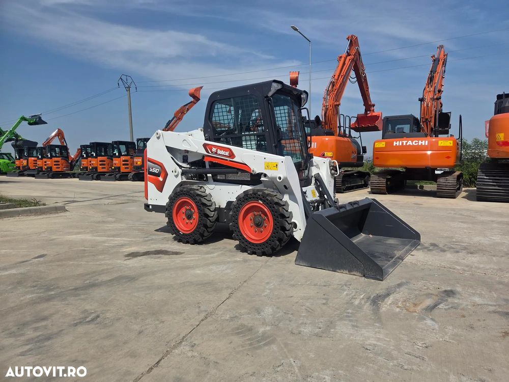 Bobcat S510, 2025, NOU, ridica 800kg, Masa operationala 3t, ANVELOPE PLINE, cabina inchisa cu AER CONDITIONAT, latime 1,7m, lungime 3,3m, inaltime 2m, motor KUBOTA 50CP, cupla rapida, furci, Jouystickuri, posibil leasing 4 ani-PROMOTIE 42.900 EUR+Tva - 14
