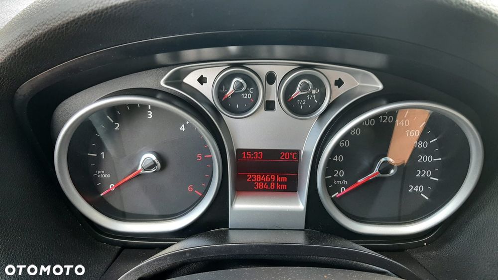 Ford Kuga 2.0 TDCi 2x4 Champions Edition - 12