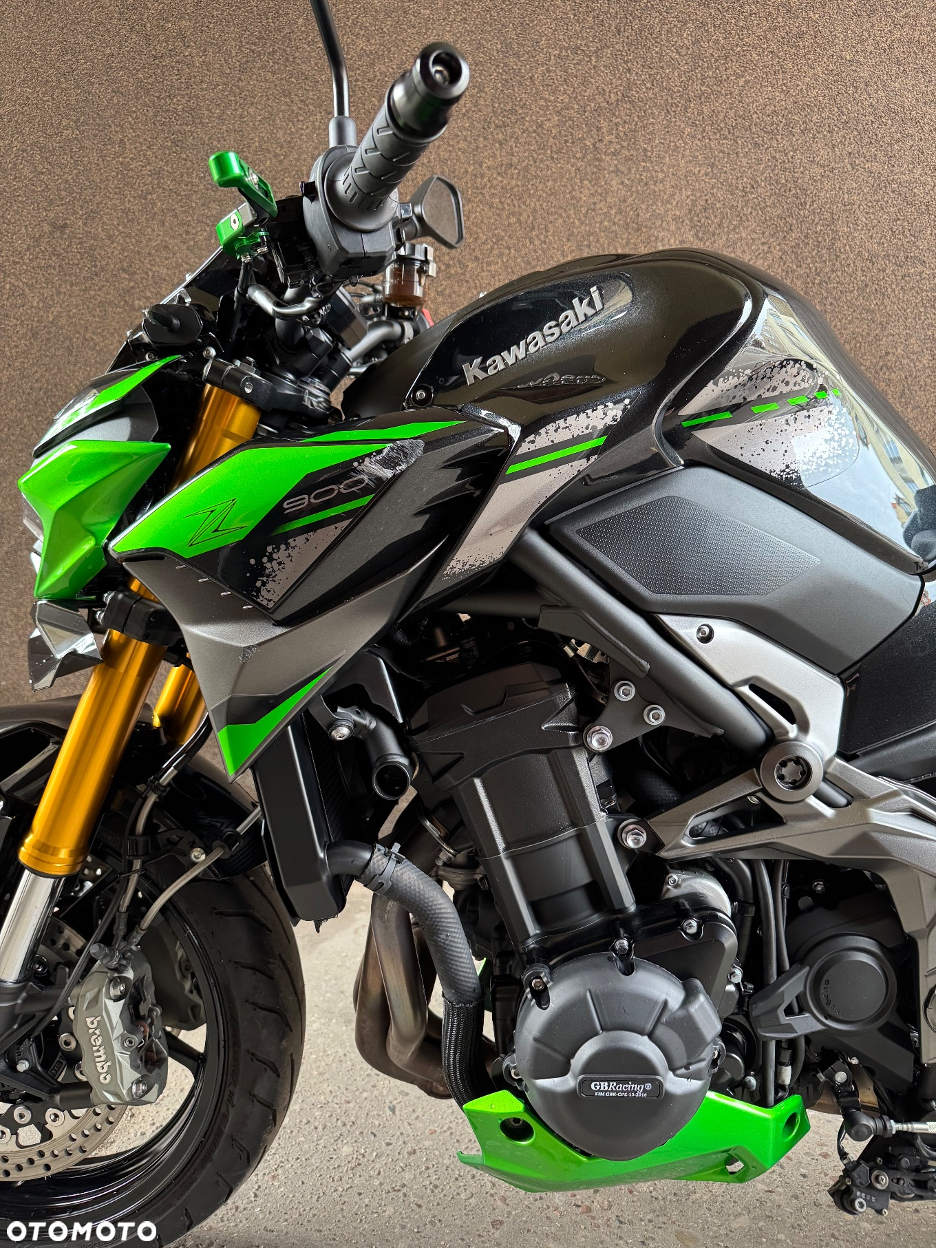 Kawasaki Z - 8