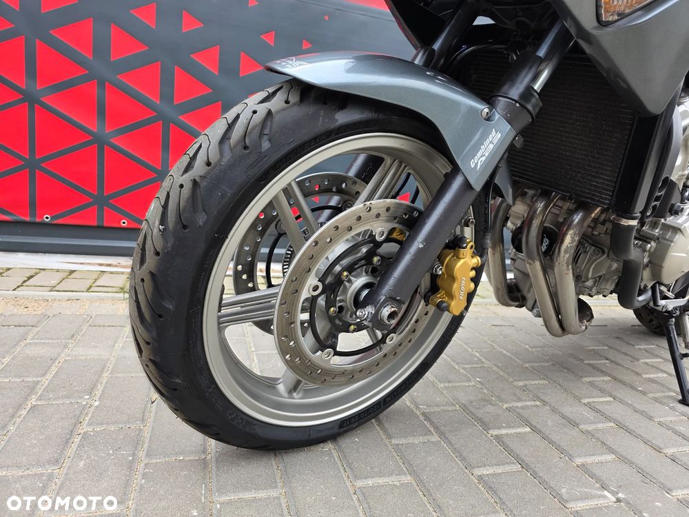 Honda CBF - 14