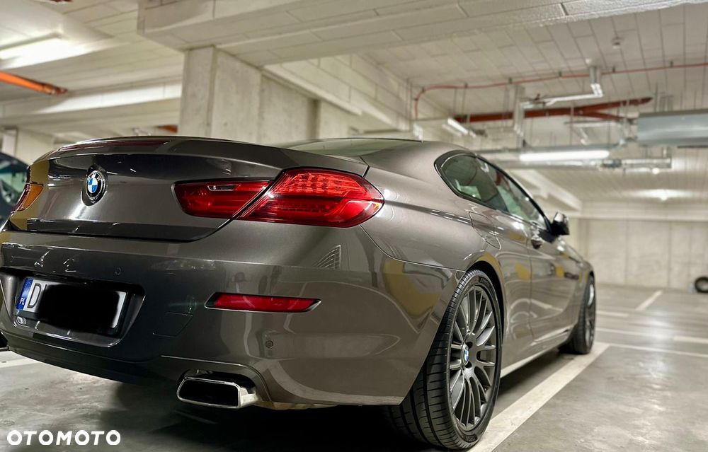 BMW Seria 6 650i - 13