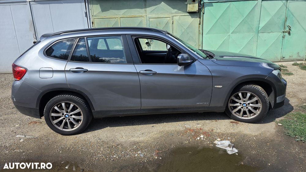 BMW X1 sDrive18d - 12
