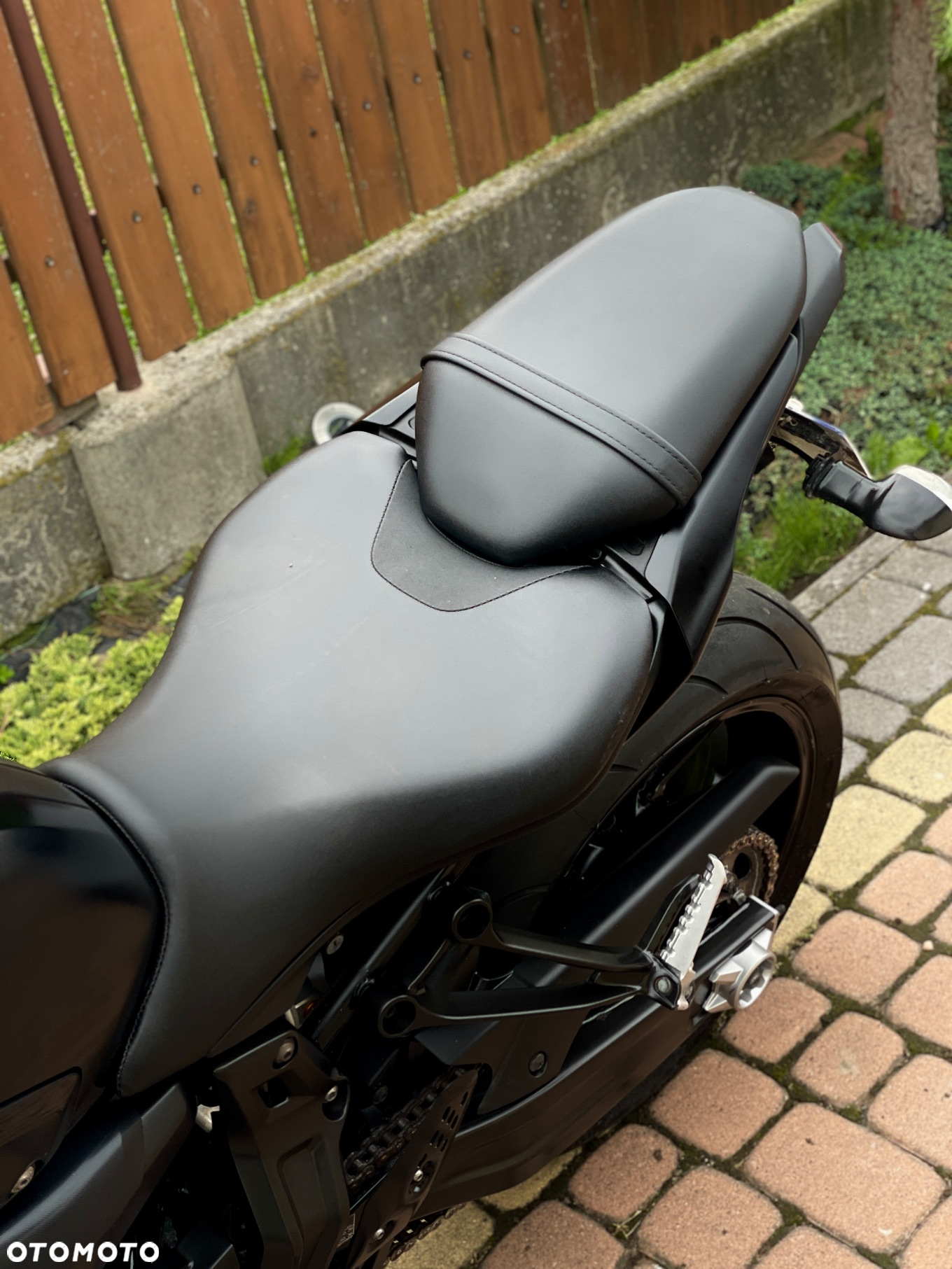 Yamaha MT - 27