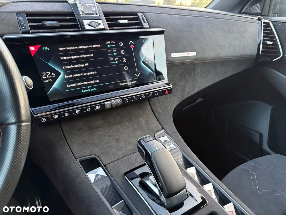 DS Automobiles DS 7 Crossback 1.6 E-Tense Performance Line + - 34