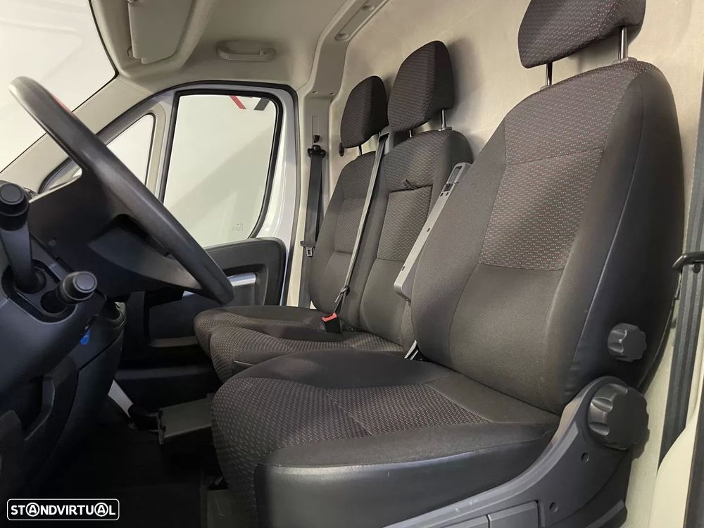 Peugeot boxer 2.2 bluehdi 335 l2 cd - 12