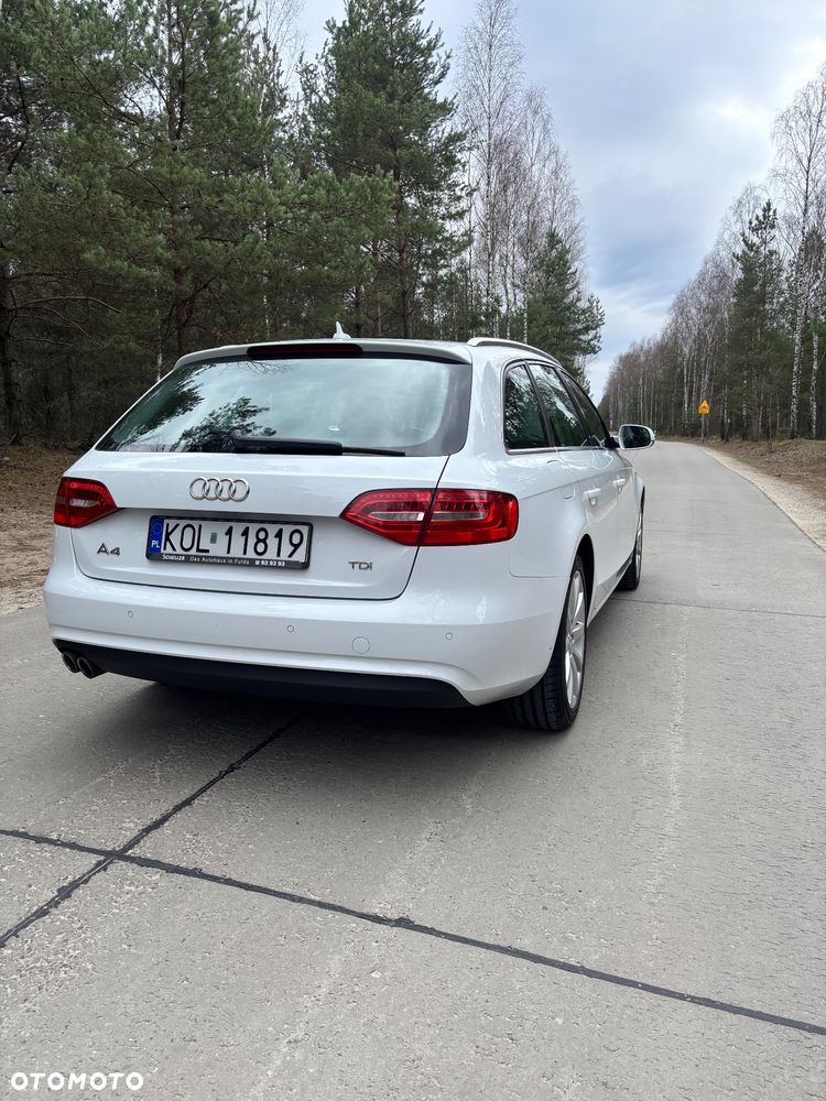 Audi A4 Avant 2.0 TDI DPF multitronic Attraction - 4