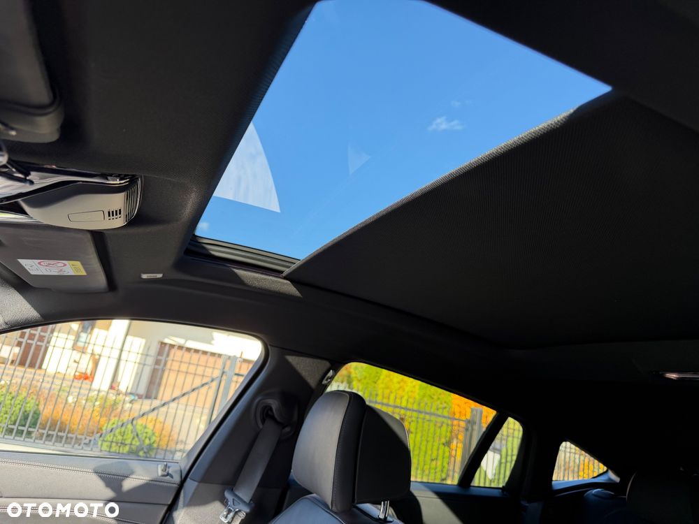 BMW X6 xDrive30d - 18
